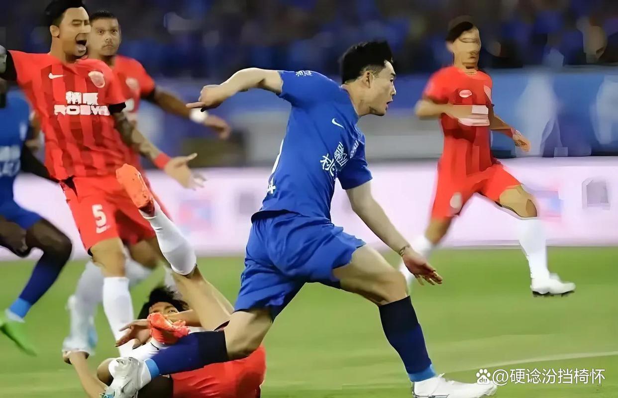 包含赛后西甲焦点战,武汉三镇队长鼓劲,态度坚定,年轻球员得到机会的词条 包含赛后西甲焦点战,武汉三镇队长鼓劲,态度坚定,年轻球员得到机会的词条